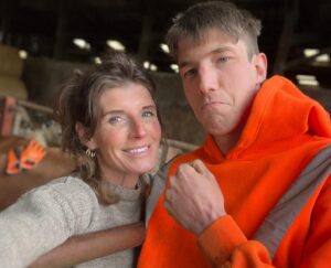 Amanda Owen Instagram - So proud of big lad @reubenowen74 🚜 
He’s a star 🌟