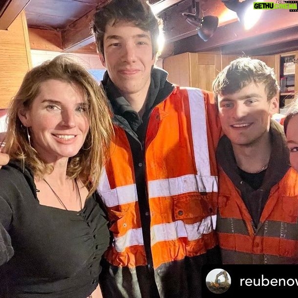 Amanda Owen - 29.6K Likes - Thank you @reubenowen74 & @ravanelly_123 & the whole team for the Happy Motherβs Day
Proud of you all. π
#happymothersday #happymothersdayβ€οΈ