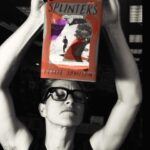 Amanda Palmer Instagram - MEMOIR OF THE YEAR: “Splinters” Leslie Jamison’s writing is so honest it should be illegal. It is rare that I look forward so much to reading a book and am not only NOT disappointed, but floored by how brutally good it is. Bestseller Leslie Jamison came across my radar in 2018, when “The Recovering” caught my eye. I was prepping “There Will Be No Intermission”, my own brutal memoir of an album. I was totally riveted by her writing voice. So poetic, so mundane, so radically honest. I felt like she’d invited me into the most private, dirty underwear drawer of her heart. In “The Recovering” she tangles with her eating disorder history, a drinking problem, her twisted relationship patterns…and much like “Eat Pray Love” (FIE!!, it’s a classic), she winds up at the end with a nice guy. Yay Happy End! Her life is nice and sober and good! BUT WAIT. Six years later, we get part two. After reading “The Recovering” I tracked her down (easy, she lives in NYC). We managed to have a dinner together. She looked like she was in a state of shock. She’d just had a baby, and her marriage was collapsing. Turns out she WAS in a state of shock. Shortly after the book went huge, she gave birth to her first kid, and within months, she left Mr. Babydaddy. She was drowning in the thick of breastfeeding an infant while divorcing a patner AND while promoting her book on the road and...BOOM. Covid hits. She was locked alone in a room with a baby, a broken marriage, and no lifejacket. Splinters is her record of what it feels like when EVERYTHING breaks and you’re holding a kid in your arms. I’ve never felt SO SEEN by a book. Entire passages - her attempts to co-parent with compassion, her struggle with ego, her mash of love affairs (including a hilarious one with a touring musician referred to only as “The Tumbleweed”) - might has well have been cut-and-pasted from my life. She’s a master dot-connector; the swirl of art, conversations and news ALL go in the soup. Leslie and I will be in conversation June 1st @gravesidevariety in collab with the @goldennotebookbookstore (there’s 20 tickets left!); I’ll be filming/transcribing for patrons only, so join. 📸 @markostow