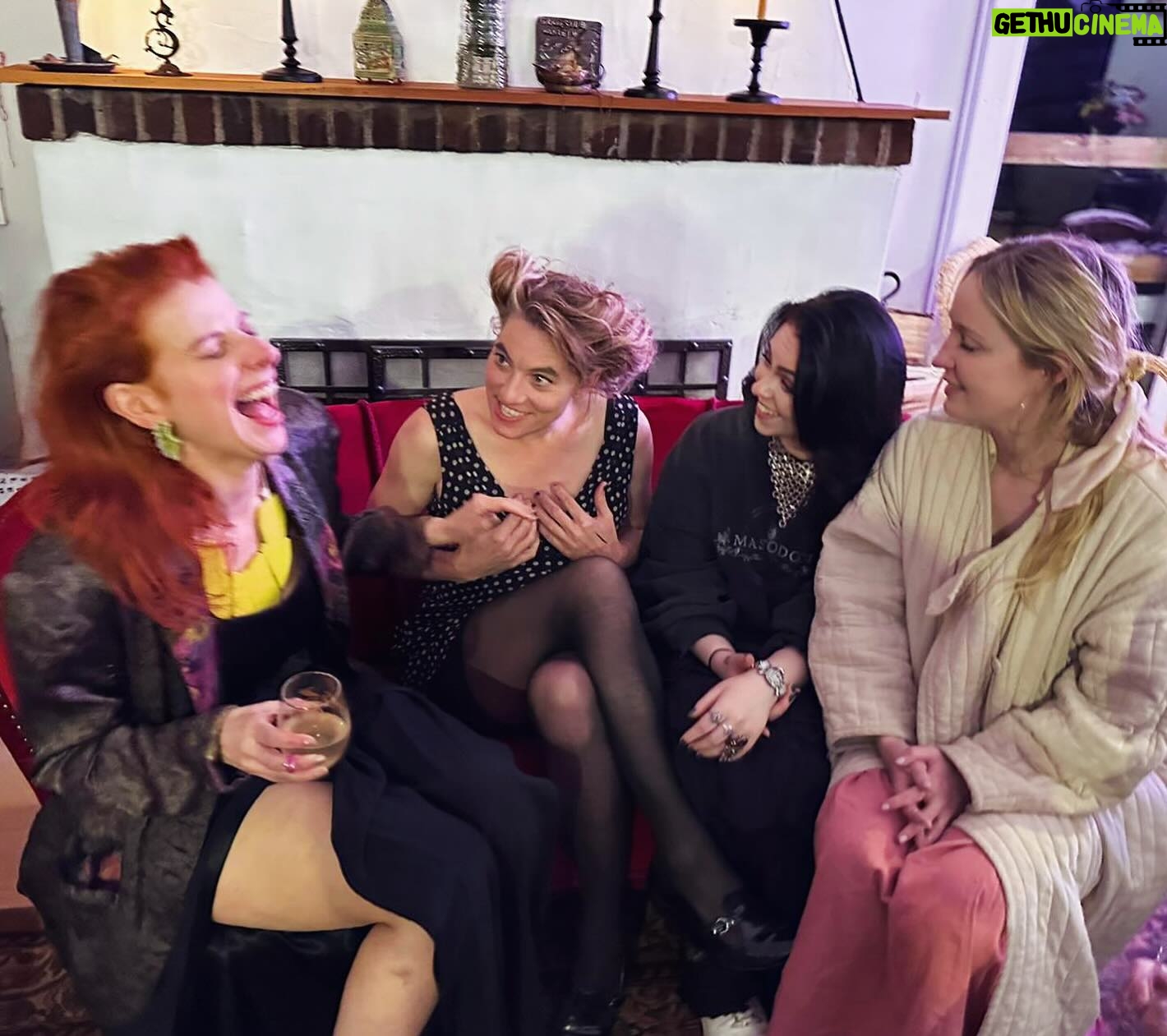Amanda Palmer Instagram - Swipe through. Who knows what we were talking about here at @gravesidevariety but it looks…important. A big reason I wanted to start this patron-powered venue in Woodstock, NY was to bring powerful women and their art and conversations into real-time flesh space. Look at this posse, cmon. Photographed at our recent fundraiser by fabulous @bluenote27. From left to right: cabaret star @rizo.love, moi, surging songwriter @ameliaallen221 and pianist, writer, producer and half of @gracieandrachel, @graciecoates. Not shown here but mega powering up this venue: @insta_grammaticas, @hollymiranda, @rypiet, @somethingeffulgent, @zibby.jahns and @saradahanzie. We have THREE WEEKS left in this gorgeous space before we MOVE!! 💃We are relocating down the street and will hopefully re-open with a new name in the spring. Come to an event, ANY EVENT, and see what all the fuss has been about before we shutter!! Notable coming up: I’ve got a nearly sold out solo show on May 26th! @luis.mojica.music had a sold out show May 11th. Holly and Gracie (@gollypresents) have a duo show on May 25th. Our last PARTY AROUND A PIANO singalong with @lance_horne on May 19th (it’s gonna be LIT) and YAY I’m partnering up with my local indie bookstore @goldennotebookbookstore for an author conversation series! May 12 - I’ll be talking with Elizabeth Lesser (@elizlesser), bestselling author of “Cassandra Speaks” and “Broken Open”. We will discuss divorce, survival, and how to make decisions when deciding how much truth to tell, to whom and discuss how truth in art can help and harm. Songs will be useful.🎶 May 18 - I’ll be talking with Katherine Yeske Taylor (@kyt_in_nyc), author of the just-out “She’s a Badass: Women in Rock Shaping Feminism”, featuring a load of great artists. I might ask her to do a mini song-exploder with me. There’s a piano, after all.🎹 June 1 - I’ll be talking with Leslie Jamison, bestselling author of “The Recovering” and the new searingly honest memoir “Splinters”. This is going to be … something. I might play her some new dolls songs.🔥 All events will have books for sale and signings and Q&A. More shows, tickets and info at http://gravesidevariety.com