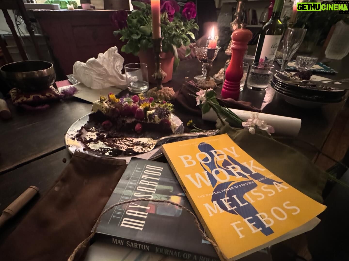 Amanda Palmer Instagram - This is the first time in my life I’ve sat down to have a birthday party while somewhere across the earth, I missed a funeral for a dear friend. At 6pm we laid the table and Ash picked flowers and helped decorated the cake, while somewhere on Palm Beach on Waiheke in Tomorrowland, @danikacharity read the poem I wrote today for Bianca…while everyone over paid their respects to her body. Her life. This is the first time I’ve sat down on a birthday to pen a poem for a death day. There’s a first for everything. This night. These people. Flowers came from afar. I was surrounded by so much love, and the love feels that much more infinite and rich in contrast with the gaping landscapes that are blurry and ragged around the edges. The missing. In death we live. In loss we find our alive. In dark we light. I feel more will to mother knowing that Bianca, right now, cannot. I have never been more grateful for my friends, my loved ones, my lover, my bath soaps, my bedside pens and pencils, my ability to write a poem, my son and his laughter, the blood coursing through my warm hands. My friends. My friends. My friends. Hold your loved ones close tonight. My god, it’s all so fucking brief. To all few hundred of you who joined the Patreon togay, welcome to the family. It’s a good one. Good night. I’ll never feel a day like this again on earth. ♥️🥀