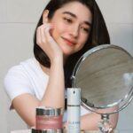 Amanda Rigby Instagram - Hi ladies! Aku lagi kepengen ajak-ajak 2 orang to spend a day of pampering with me and Elemis di Four Seasons Hotel Jakarta pada tanggal 21 Juni 2023. Kalian tertarik ga? 🥰 Caranya gampang banget loh: 1. Comment di foto ini. Aku pengen tau skincare routine kalian dan why you think I should choose you? Jangan lupa tag 3 teman kalian untuk ikutan ya. 2. Follow aku dan @elemis_id 3. Repost foto feed ini di story kamu. Mention kita dan 3 teman kamu untuk ikutan. 4. Make sure profile Instagram kamu tidak di private. 5. Make sure kamu available untuk bisa hadir tanggal 21 Juni 2023 di Four Seasons Hotel Jakarta dari jam 10am - 4pm. Kita tunggu sampai tanggal 13 Juni. 2 orang pemenang akan kita umumkan pada tanggal 14 Juni 2023. Untuk 2 orang yang beruntung nantinya, we can't wait to meet you. Goodluck ladies! 🤍