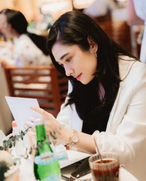Amanda Rigby Instagram - Celebrating @elemis_id 20th Pro-Collagen Anniversary at @plazaindonesia 🤍 #elemis #elemisid #loveelemis ✨ Captured by @armanfebryan 📸