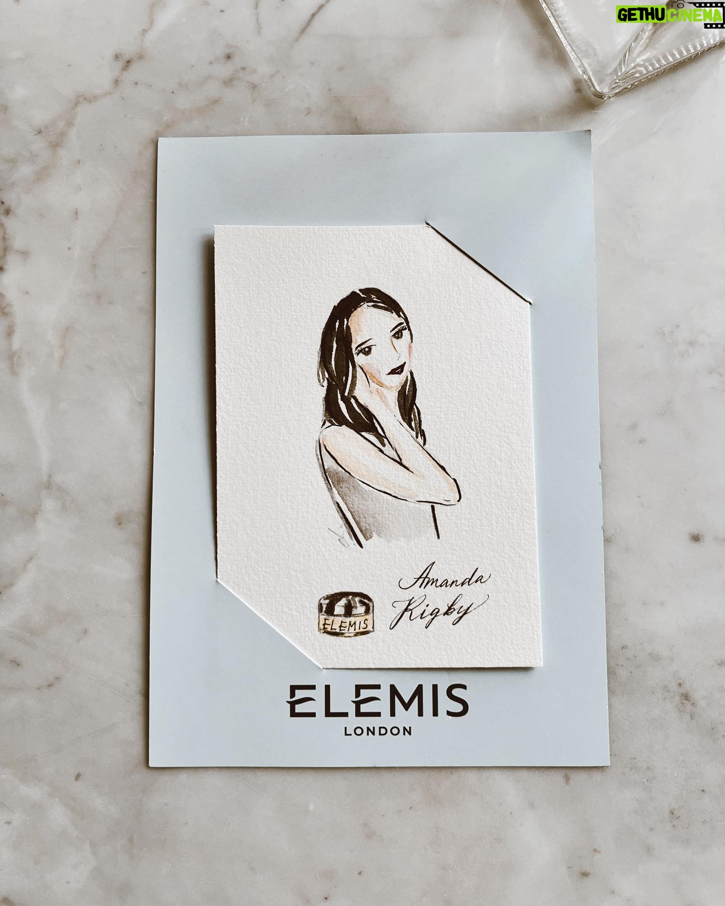 Amanda Rigby Instagram - a day with @elemis_id 💙🦋 #elemisid #elemis