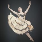 Amanda Schull Instagram - Happy #worldballetday I remember how excited I was to get out there every performance. @sfballet 📸: @e_tomasson