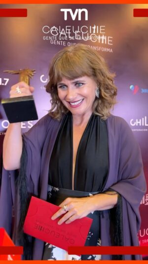 Amaya Forch Instagram - ✨ La actriz y cantante @laforch ganó el Caleuche por su interpretación en “Cecilia, la incomparable” 🙌🏻 Tuvo palabras para la gran Cecilia 🙌🏻