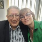 Amaya Forch Instagram - Hoy está de cumple el mejor, el más travieso con las teclas del piano, el más cariñoso y querido por todos. Mi admiración y agradecimiento por siempre. Son 91 años y partiendo una gira por Chile. Qué me decís ?! Tremendo. Único, gigante y nuestro ! Felicidades @valentintrujillopiano !!!