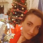 Amber Martinez Instagram - Holiday Fun ❤️🎅❄️🎄Christmas Eve, Christmas, NYE, and New Year's Day🎊😎 @mastrosofficial @directorsguild @shoutoutwithsage #holidays #holidayseason #Christmas #newyearseve #newyears #party #holiday #newyear #happynewyear #2024 #NYE #christmastree #christmasdecor #celebrate #life #lights #red #jewelry #ambermartinez