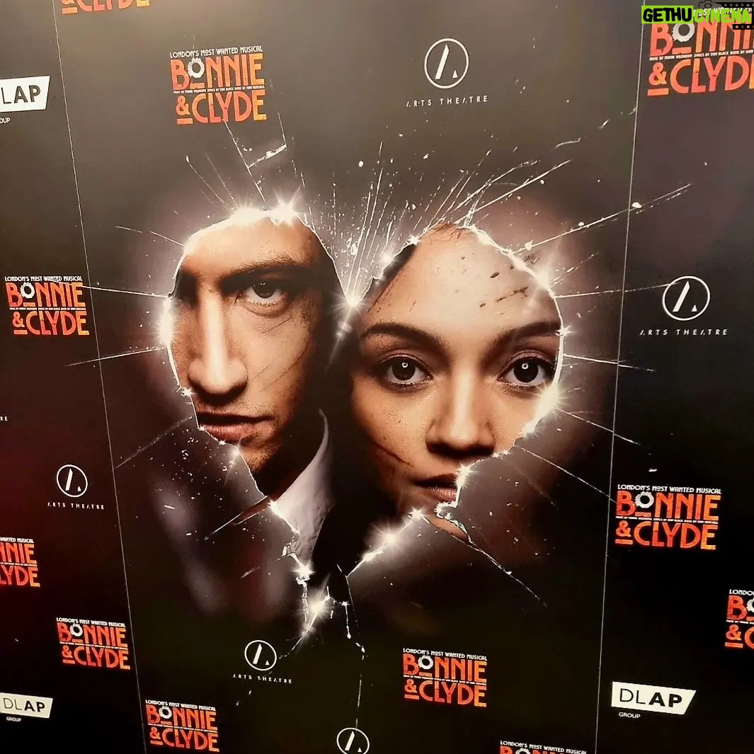 Amber Rose Revah Instagram - Press night for #bonnieandclyde at the Arts theatre London watching my unbelievably talented friend @francesmayli bring a whole new level to the game. And in great company ! @chrispchung @jhenwick