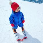 Amber Rose Revah Instagram - 23 months. First time on skis ⛷️ By the age of 4 she'll be better than her mum 🤪