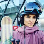 Amber Rose Revah Instagram - Back in the mountains, this time with my trusted skis ⛷️ Last month I went snowboarding and met these great guys @bogdamnit & @mattkruz Inspirational life philosophies and postitive energy. https://www.elsenornewyork.com/blogs/giveaway-winners