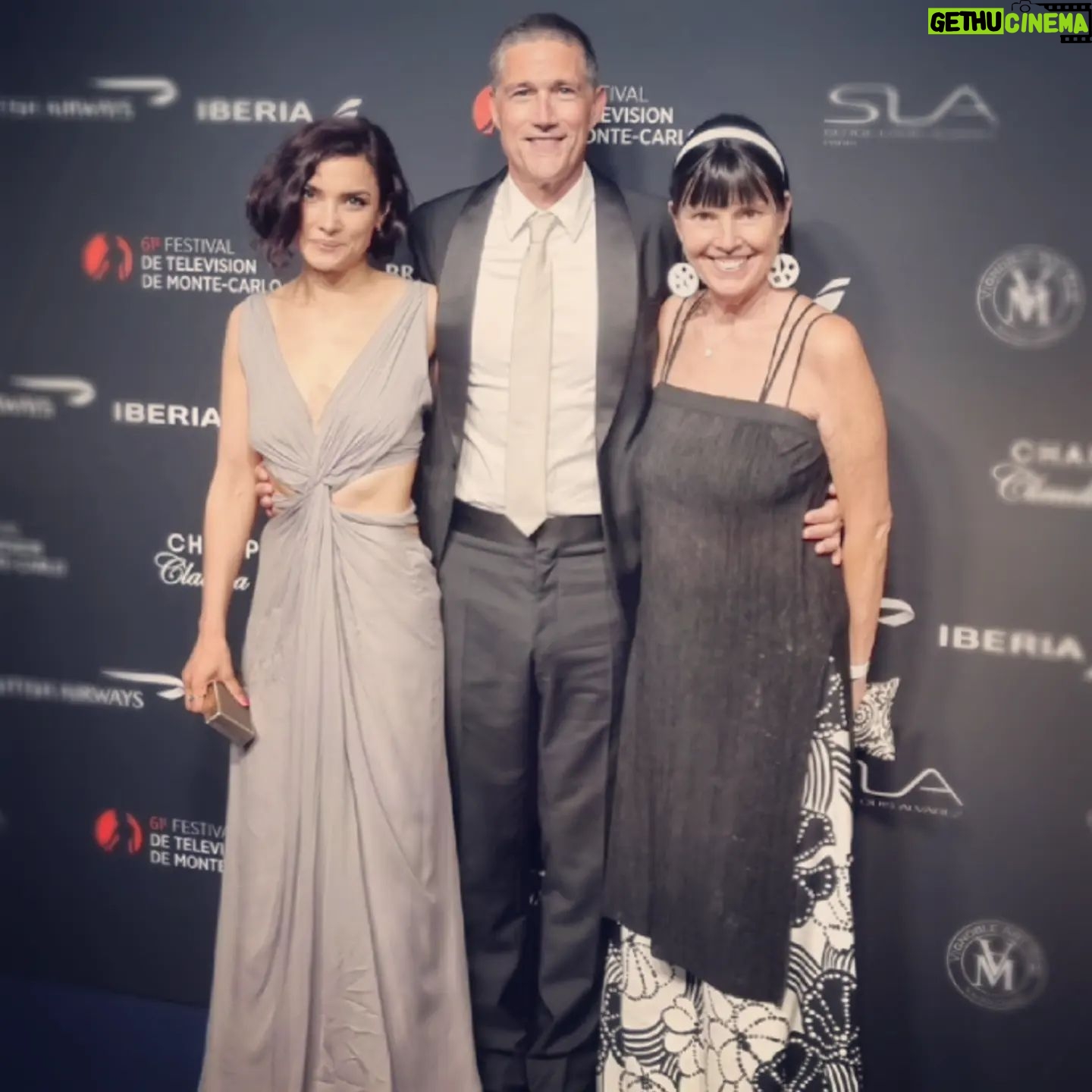 Amber Rose Revah Instagram - #lastlight @mgmstudios @peacocktv @denniegordon #matthewfox @jofroggatt @diegopiasek #rolabauer @azizg12 @alythross @tomwlaschiha @veronikalencova @festivaltvmonte_carlo