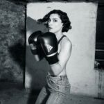 Amber Rose Revah Instagram - Had a great chat with @syfy about channelling my inner Bruce Lee for #LastLightPeacock https://www.syfy.com/syfy-wire/last-light-peacock-amber-rose-revah-bond-style-fight-scenes thanks to @pepejelinek @bobusak @adamantium.mma for teaching me new tricks 💯🤛🙏 Photograph by @caraheath