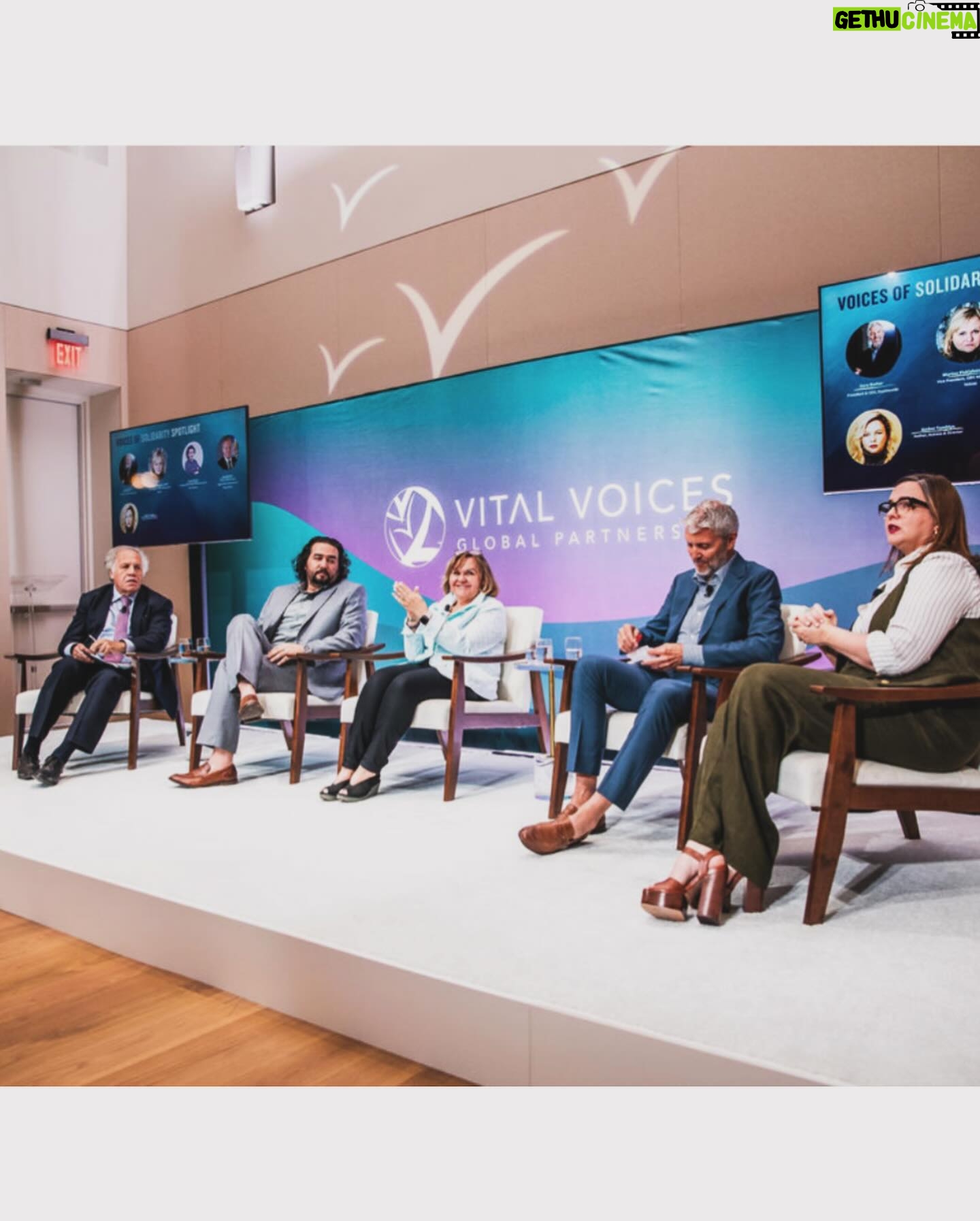 Amber Tamblyn Instagram - Had a powerful conversation at @vitalvoices festival, “Voices of Solidarity,” discussing the critical role men play in the fight for gender equality across the world, and how men must get involved and care about this issue not as a favor to us, but because all our struggles are deeply intertwined. We need allies, yes, but more than that, we need action. I spoke to leaders at the forefront of this work: -President of @equimundo_org Gary Baker -VP of Gender-Based Violence Advocacy at Vital Voices, Marina Pisklakova-Parker (who also started the first ever domestic abuse hotline in Russian more than 30 years ago) -Artist and Co-founder of @artlordsnet Omaid Sharifi -The Secretary General, Organization of the American States, Luis Almagro. To learn more visit vitalvoices.org #vvfestival #leadingtherise Styling: @cristinaehrlich Linen green suit: @argent Makeup: #PennyNikoDesigns
