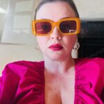 Amber Tamblyn Instagram - *Sings in the key of Maya Rudolph* SHE’S. MY. MOTHER. Happy birthdays to me and my mom @bonnietamblyn (mine’s today, hers is tomorrow May 15th.) In honor of her birthday, please check out or donate to @topainstitute (The Ojai Foundation) an organization gathering leaders, facilitators, artists, teachers and students in honoring global traditions of perennial wisdom that create peace, healing, art, learning, and most importantly: listening. This organization has been my mom‘s life work, and the world is better off for it. Happy birth, birthed, and birthing days to us! I love you so much mom! 🌺 📸 of me and my mom: @tina_turnbow Dress by @ruesaintpaul Matching purple flowers in our hair: my daughter Marlow