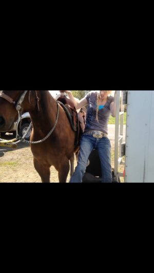 Amberley Snyder Instagram - 🩶 I’m proud of you 🩶

#amberleysnyder #walkriderodeo