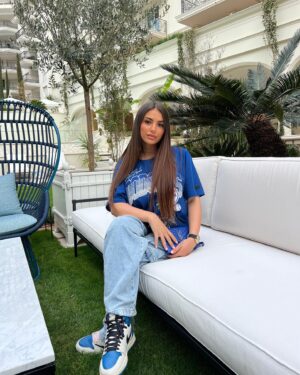 Ambre Abadia Instagram - Le soleil est enfin revenu dans le sud, ça fait tellement du bien ☀️ dites-moi dans les commentaires si vous aussi il fait beau chez vous ? ❤️