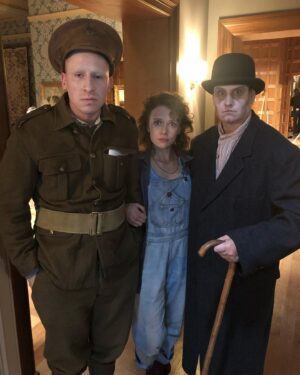 Amelia Eve Instagram - This time last year Jamie went as Dorothy for Halloween 🎃 *Scarecrow and the Tin-man got a makeover too 😉 #happyhalloweenbeauties 🌻