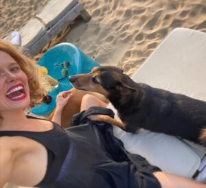 Amelia Eve Instagram - Made a few furiends in Paradise 🐾