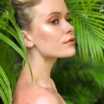 Amelia Eve Instagram - What if that change you’re avoiding is the one that gives you wings? 🐛