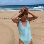 Amelia Eve Instagram - El cangrejo 🦀 Fun fact: crabs can be right-handed, left-handed or ambidextrous #crabsarecool