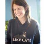 Amelia Rose Blaire Instagram - I like cats. That is that. Use Discount Code “Dechart” on all merch at DechartGames.com! . . #dechartgames #connorarmy #catsofinstagram #cats #ilikecats #merch #twitch #streamer #twitchpartner