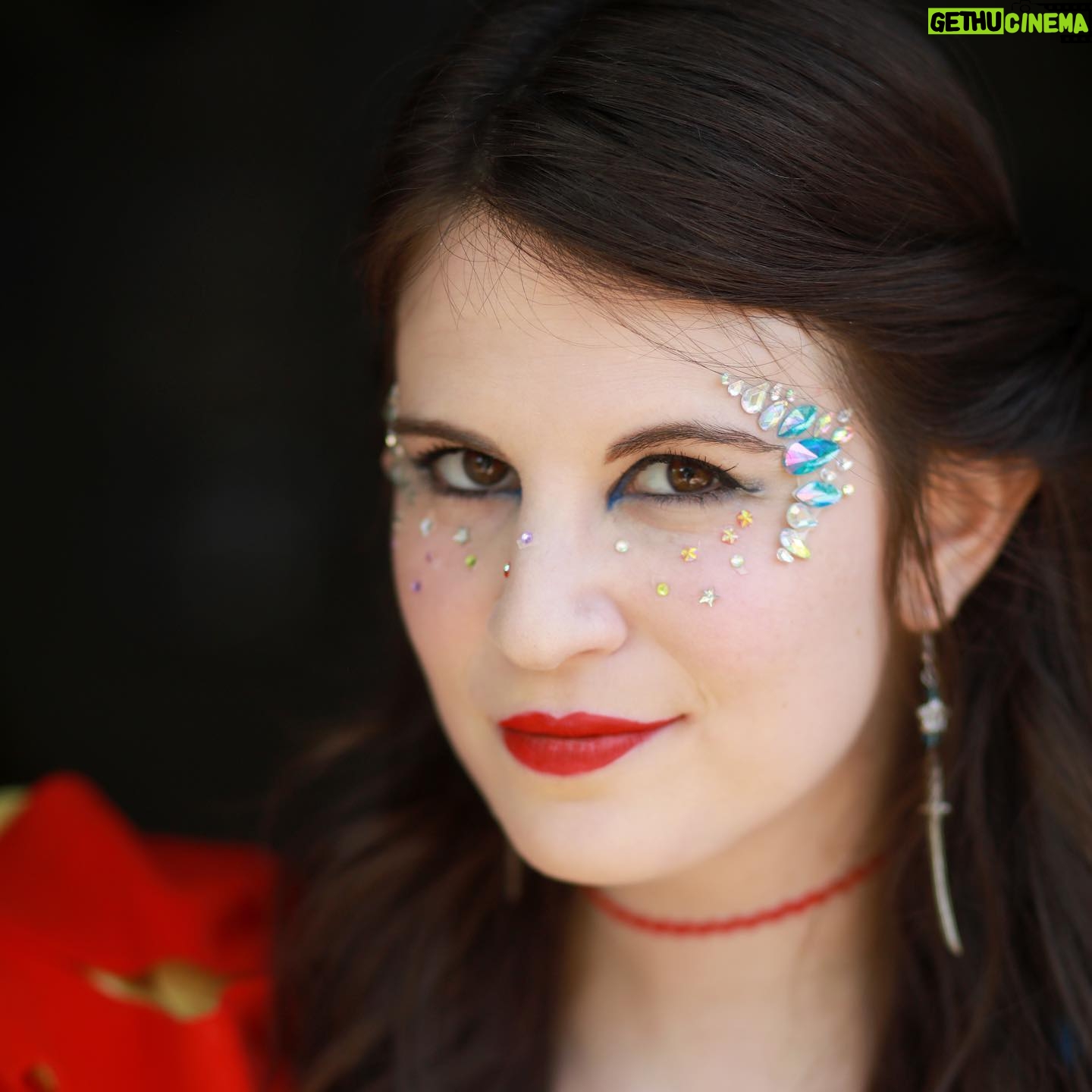 Amelia Rose Blaire Instagram - Closeup of my makeup look made in collaboration with all of you on Twitch ✨ 📸 photo by @bryandechart . #makeup #makeuplooks #twitch #collaboration #JuneDechART #dechartgames #snowwhite #portrait