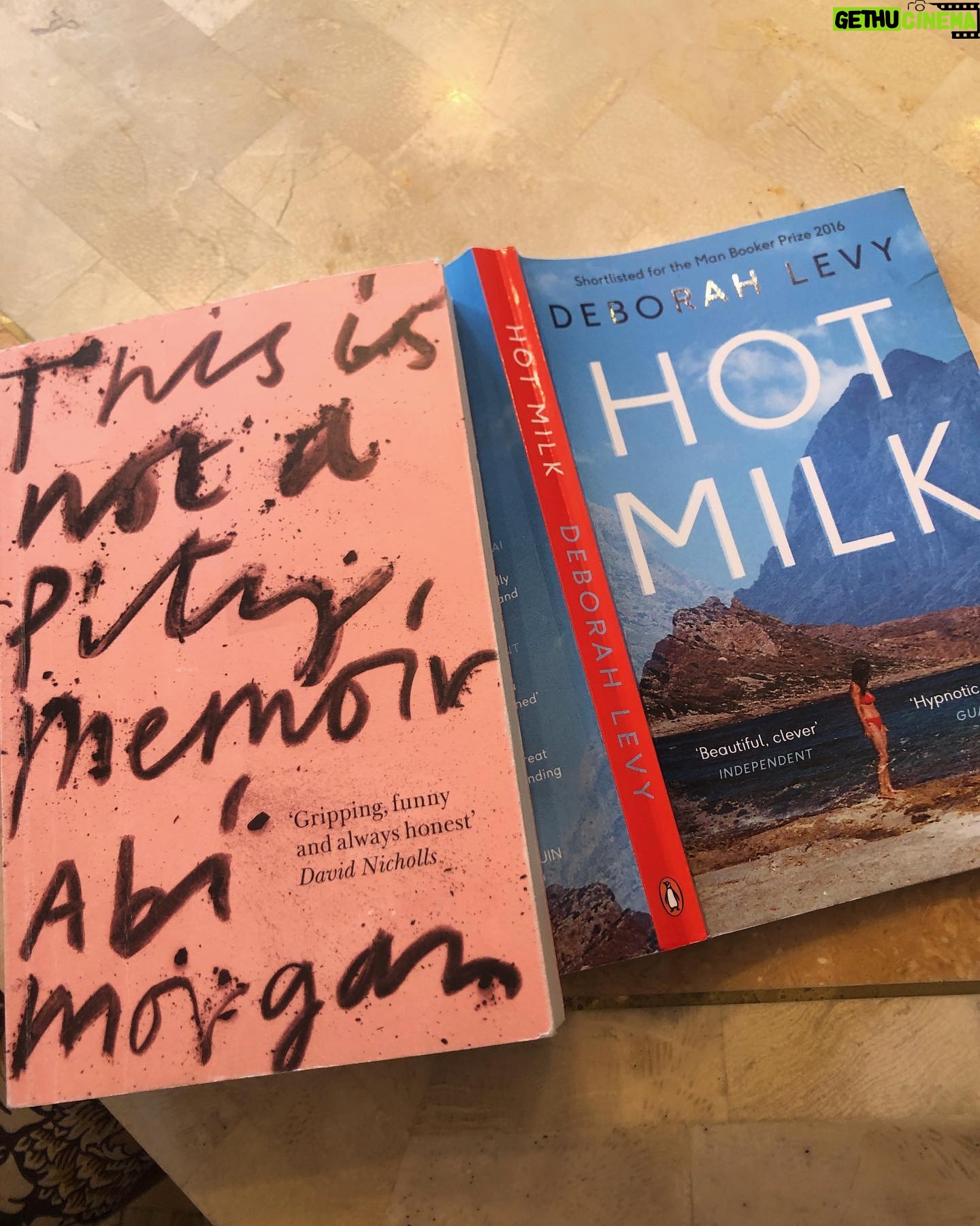 Amelia Warner Instagram - These are both BRILLIANT.. I inhaled them.. #thisisnotapitymemoir #hotmilk