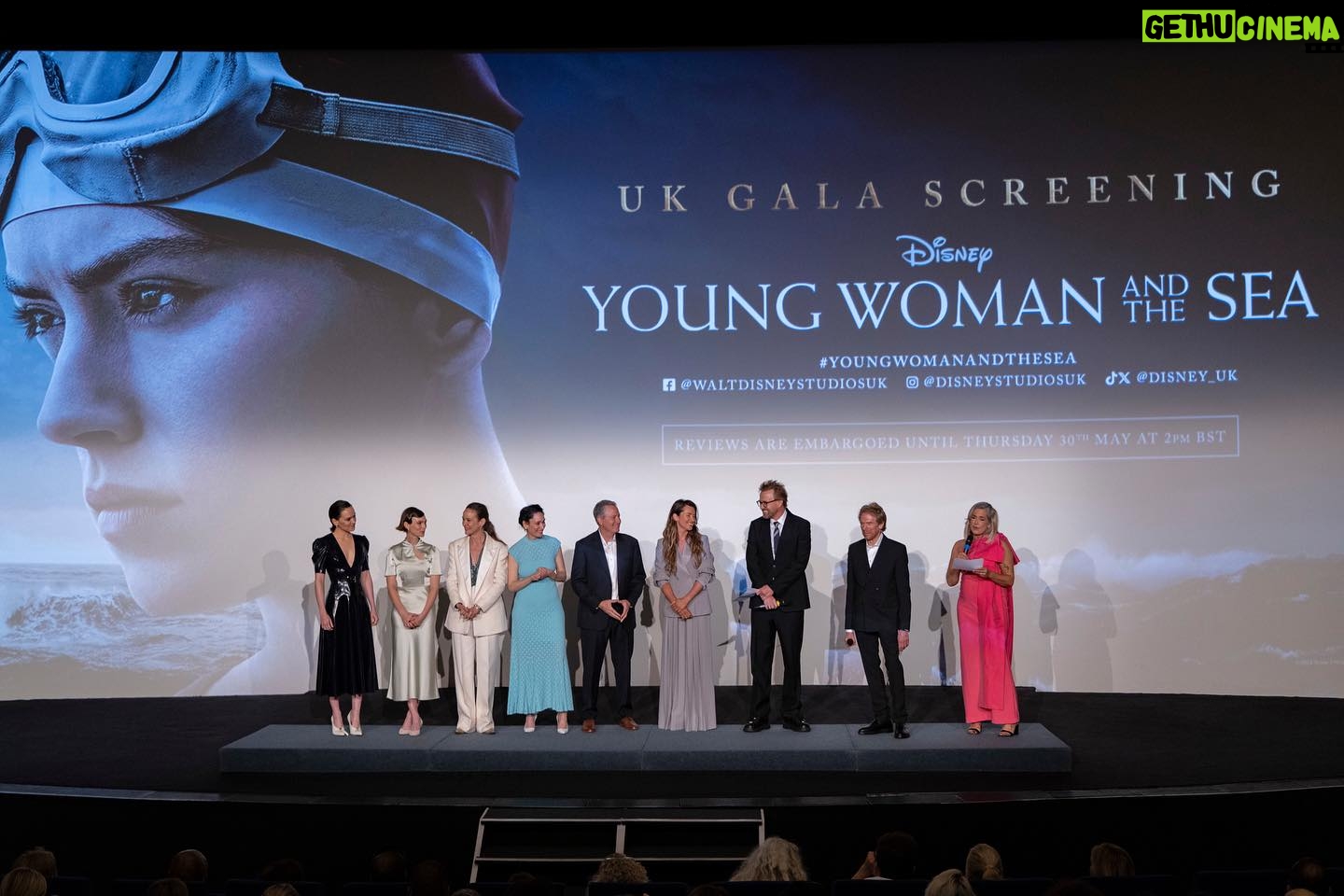 Amelia Warner Instagram - What a night! The incredible team responsible for Young Woman And The Sea I will be eternally grateful to be part of the ride.. Thank you @joachimronning @daisyridley @jerrybruckheimer @disneystudios