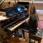 Amelia Warner Instagram - 🎹 piano day @mrmalcolmslist @emmahollyjones @samjsthompson