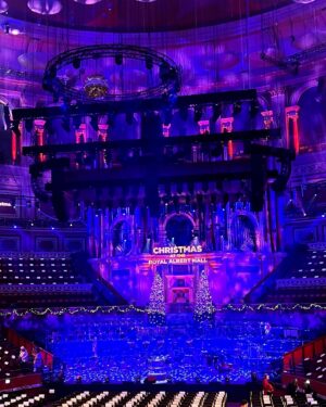 Amelia Warner Instagram - And it’s CHRISTMAS 🎄#royalalberthall