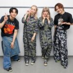 Ami Oonuki Instagram - 山フェスで健二郎くんを支えるMCのお二人。FANTASTICSの澤本夏輝くんとTHE RAMPAGEの岩谷翔吾くんとラジオでおしゃべりした後に撮った☺️ サワナツくんも踊りが綺麗で顔が小さくて頭身バランスがいいので目を引くよね〜って、FANTASTICSのMVとかBattle of Tokyo観て思いました！翔吾くんもそうだけど、ラジオもMCもそつなくこなせて、ほんとみんなすごいよね。 #puffy #puffyamiyumi #山フェス #FANTASTICS #澤本夏輝くん #therampage #岩谷翔吾くん #サワナツくんの名前って #めちゃくちゃ綺麗じゃない？ #え #これ芸名？ #漫画に出てきそう✨ #しかも男女問わない系の #画数の多い澤も #夏が輝くところも綺麗 #女子だとしてもめちゃ黒髪ロングの美人のイメージ #清楚系グラビアアイドルとかしてて #白いビキニで #ヤンマガの表紙やってて欲しい #後ろ向いてフェンスとかに手をかけて #ゆっくり振り向いて目が合ったアングル #わかります？ #というのはあくまでもわたし個人の #全てイメージです😶‍🌫️