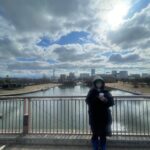 Ami Oonuki Instagram - 富山オーバードホールで行われる「AUBADE SYMPHONIC WAVE 2024」に出演させていただきました！素晴らしいオーケストラの皆さんの演奏、ずっと聴いていたかったです…🥹 観てくださった皆さんありがとうございました！ 久々の富山が嬉しくて、お天気に恵まれとても綺麗な街を由美ちゃんとお散歩してみました☺️ タクシーの運転手さんオススメの"世界一美しいスタバ"に行って来たよ☕️ #puffy #puffyamiyumi #aubadesymphonicwave2024 #富山久々 #富岩運河環水公園 #夜はライトアップされてそうで綺麗そう✨🤩 #犬会らしきものが行われていて #大きいワンちゃん達が沢山いました #セントバーナードもいて盛り上がった #由美ちゃんはジョセフって呼んでた #通だね #こんなに可愛いワンちゃん達と会うのも滅多にない機会なので #ワンちゃんと写真撮りたかったけど #飼い主の人はそういうのどう思うんだろう #やっぱ嫌だよね #この公園には船も停まるそうなので #次は絶対乗りたい〜 #そして富山ブラックまで辿り着きたい #ちなみにお互い写真を撮る習慣がないので #亜美の写真は前回のみ