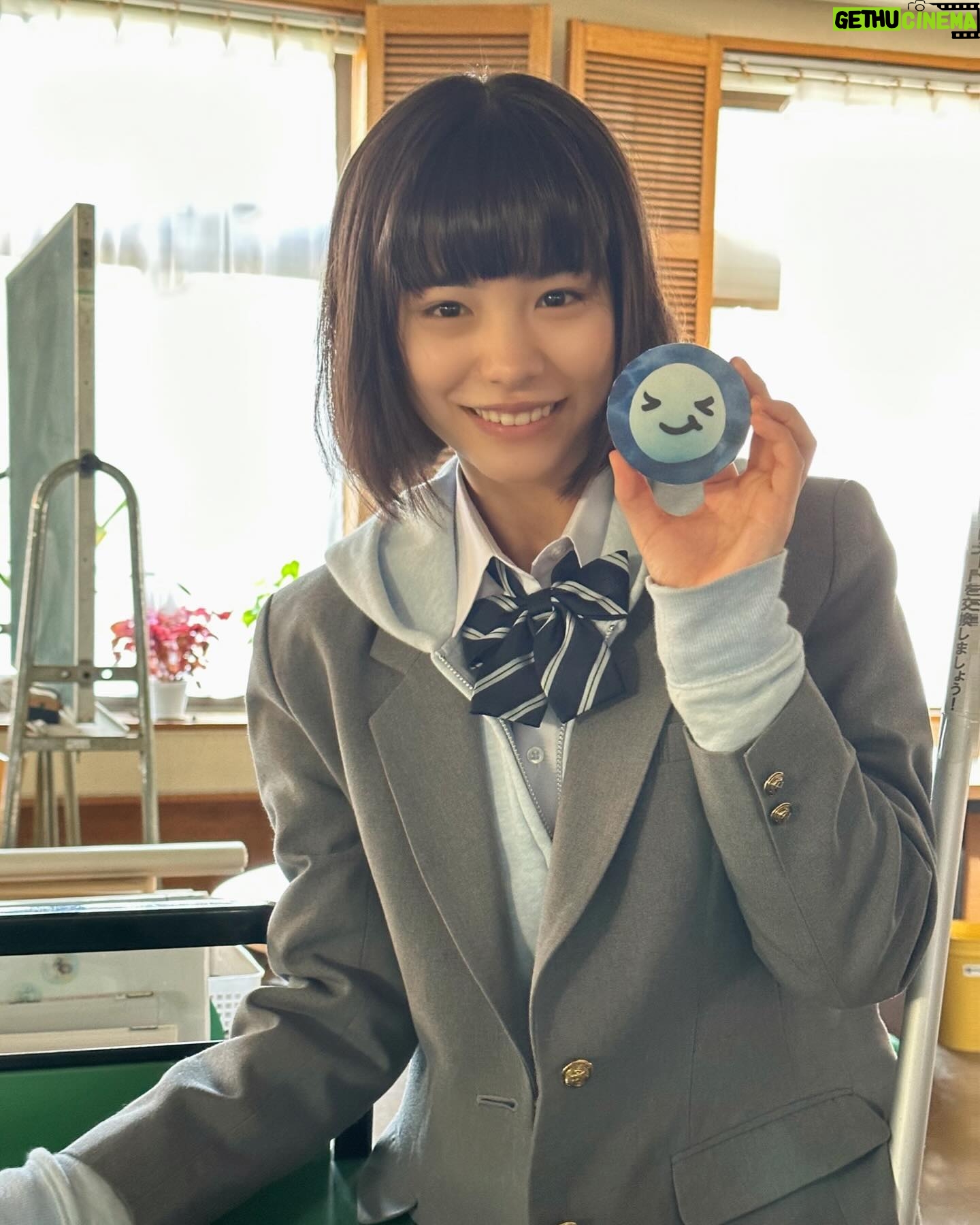 Ami Touma - 25.6K Likes - 「#ケの日のケケケ」本日放送です。
家族や友達、皆さんからも楽しみだという声を頂いていてとても嬉しいです。
みんな苦悩や生きづらさを抱えていて、それを自分のものさしで測るのではなく、お互い歩み寄って理解し合える、そんなきっかけになれたらと思います。
脚本家・#森野マッシュ さんが作ってくれた、このひだまりのような温かい作品が沢山の人に届きますように。
ぜひ見てください!