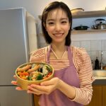 Ami Touma Instagram – #MYOJO、6月号発売中です！
今回はお料理を教わって来ました！
テーマはお弁当！
教わった料理は家でも作ってます😊
ぜひ見てください！