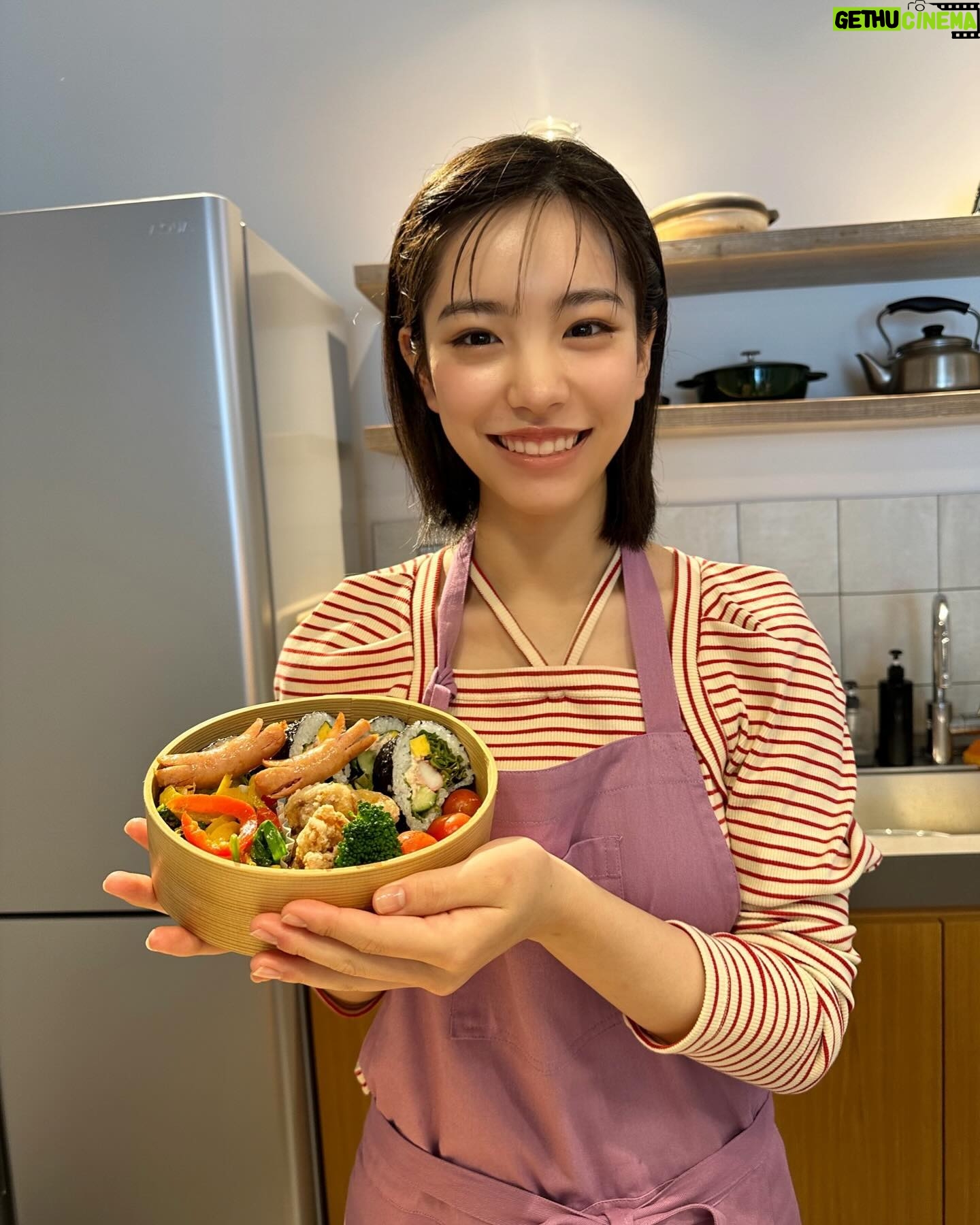 Ami Touma - 27.1K Likes - #MYOJO、6月号発売中です!
今回はお料理を教わって来ました!
テーマはお弁当!
教わった料理は家でも作ってます😊
ぜひ見てください!