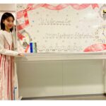 Ami Touma Instagram – 12月19日の「世界まる見え！特捜部」に出演させていただきます‼️クリスマスに関連した内容で、とてもほっこりする楽しい収録でした🎄
そしてそして！
映画「#かがみの孤城」公開まであと一週間となりました🪞
凄くドキドキしています！
皆さんぜひ見に来てくださいね!!