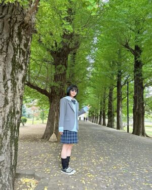 Ami Touma Instagram - ｢#ケの日のケケケ」本日放送です。
家族や友達、皆さんからも楽しみだという声を頂いていてとても嬉しいです。
みんな苦悩や生きづらさを抱えていて、それを自分のものさしで測るのではなく、お互い歩み寄って理解し合える、そんなきっかけになれたらと思います。
脚本家・#森野マッシュ さんが作ってくれた、このひだまりのような温かい作品が沢山の人に届きますように。
ぜひ見てください！