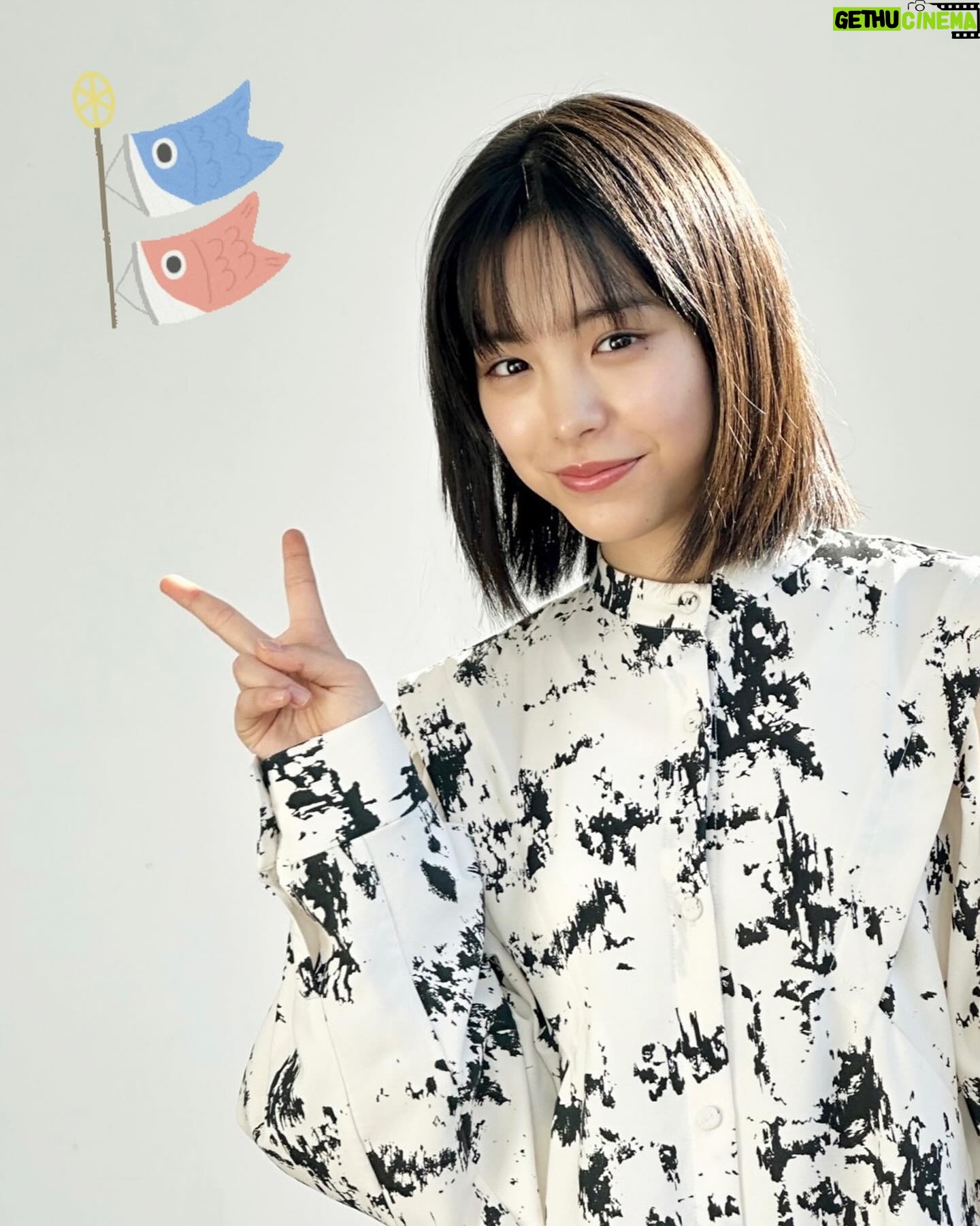 Ami Touma - 29.9K Likes - 皆さんゴールデンウィークどうお過ごしですか!
友達や家族と出かけている方、家でまったり休みを満喫されてる方、お仕事を頑張ってる方も、少し寒かったり急に暑くなったりと気温の変化が激しいので、体調、そして怪我・事故に気をつけて、お過ごしください😊
#17歳 と
#2歳 の私。