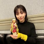 Ami Touma Instagram - Eテレコマ撮りアニメ特番「ルカと太陽の花」で、主人公ルカの幼なじみ、ロサの声優をさせていただきました。小さい時よくコマ撮りアニメーションを見ていたので、今回本作に参加させていただけて、とても嬉しかったです。私が演じるロサは、コロコロ表情が変わる元気な可愛らしい女の子です。 アフレコの時、実際に撮影に使っていたロサを触らせてもらいました。洋服や髪の毛が凄くリアルに作られていたり、目が光るように作られていたりと驚く事ばかりでした。繊細な表情の変化と共にルカとの掛け合いにも注目していただけると嬉しいです。 #コマ撮りアニメーション