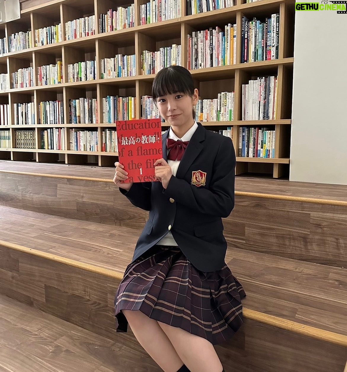 Ami Touma Instagram - 皆さん、最高の教師1話どうだったでしょうか?九条先生がD組生徒に放つ言葉、どれも重く心に刺さりました。先生の覚悟、それを感じたD組のみんな、これからどうなっていくのか凄く気になりますね。 TVerでは、放送にはない未公開シーンも入った1話のディレクターズカット版も配信されています!そちらもぜひご覧下さい! #最高の教師