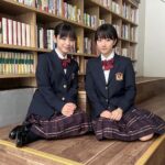 Ami Touma Instagram - 今週は「#最高の教師」放送が無いので、東風谷と阿久津さんのオフショットを！ 私たち2人は休憩時間、よくセット内で過ごしてます笑 東風谷と阿久津さんの「三年後の僕たちは」がTVerにて配信されました！ こちらもぜひご覧下さい！ #藤﨑ゆみあ さん