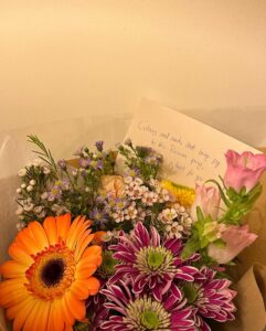 Amiah Miller Instagram - merci paris 💐🌷🌼