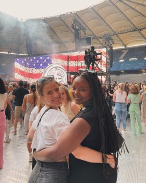 Aminata Touré Instagram - 2023, die Persönliche ✨ 
• Chabizz mit den Liebsten • summervacation • Madrid • Maman • Lara & Beyoncékonzert • Dänemark • Ayra Starr • paar Outfits 2023 • schönstes Ereignis 2023: Tante geworden 😭♥️✨