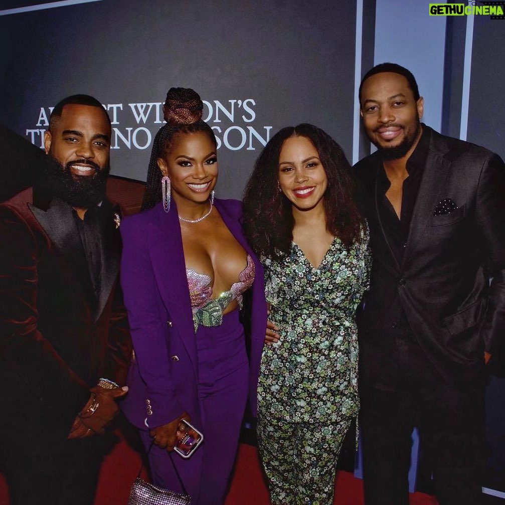 Amirah Vann Instagram - @thepianolessonplay on Broadway equals an evening of exceptional story telling and beautiful humanity-Get your tickets for real for real! #datenight #openingnight #broadway #supportthearts ❤️ Thank you @Kandi ❤️ Love you!