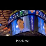 Amirah Vann Instagram - Thank you @nyknicks ❤️❤️❤️ 🎥 @happy2bmechie #knicks #nba #queensgirl