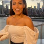 Amirah Vann Instagram - Don’t forget where you come from, EVER, cause it will truly make your blessings that much sweeter! Makeup @karinamilan__ Hair @hairbyromorgan Styled by @zadrianandsarah