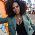 Amirah Vann Instagram - Joy Discipline Faith Breathing Gratitude = The Good Life! #gratitude #keys #letsgo 📷 @vfpvik