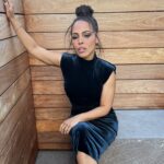 Amirah Vann Instagram – Please help me with this caption! 💙
