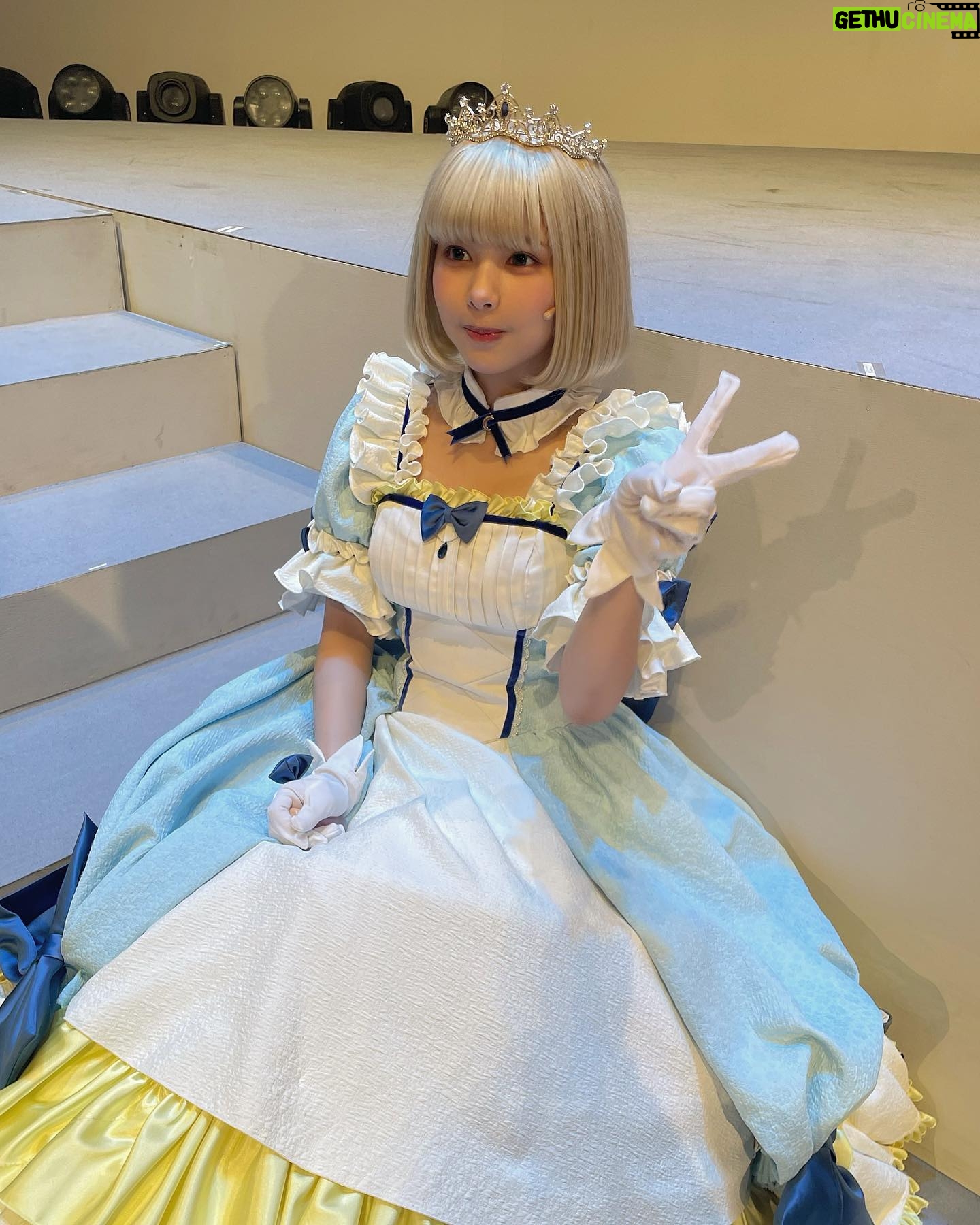 Amisa Miyazaki Instagram - 実は、先々週まで職業プリンセスでした👸 ・ 改めて舞台「ティアムーン帝国物語~断頭台(ギロチン)姫 on the stage~」ありがとうございました!! ・ 初めての舞台で、初主演で、初めてのことばかりなお仕事でしたが、心の底から楽しかったと叫びたいです!!初めての舞台が、この作品でこの舞台で良かったです🫶 ・ 良かったら感想聞かせてください💓